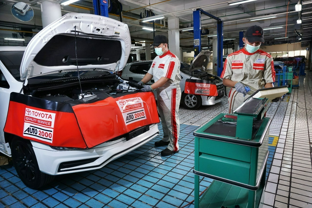Youtube Auto2000 Menerangkan Jenis Oli Mobil Toyota AutoFamily, Mari Simak dan Jangan Sampai Salah Pilih (2)